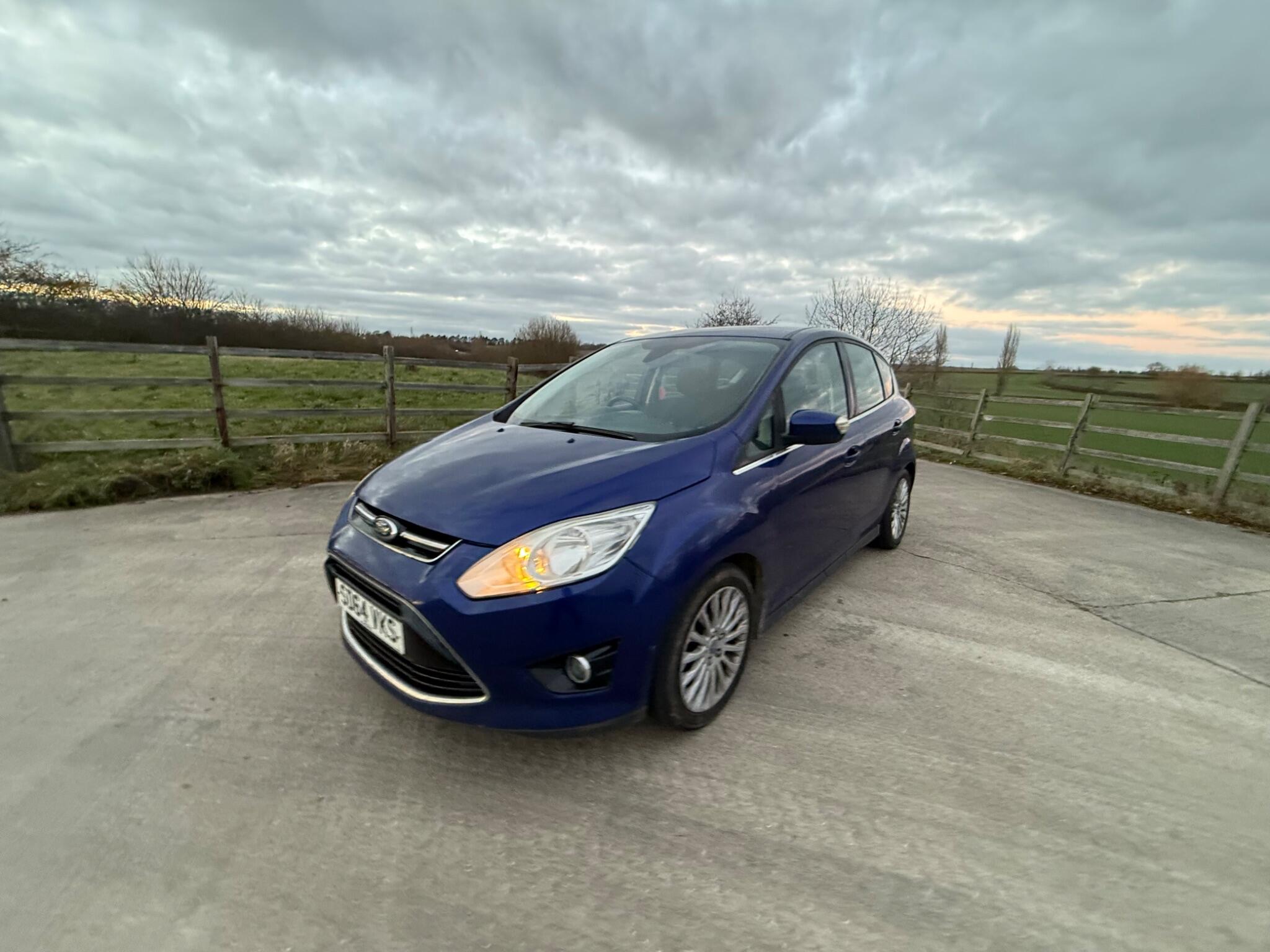 Ford C-Max 1.6 TDCi Titanium Euro 5 5dr — photo 66 of 104